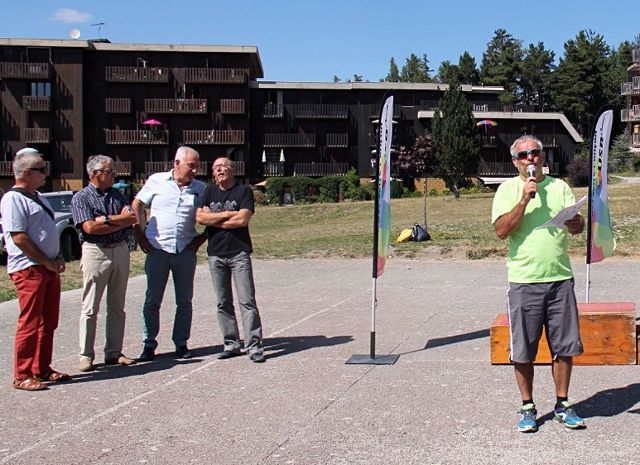 5e-me_Trail_de_Dormillouse_aou-t_2016_remise_des_prix_e-lus_Gilbert (640x465)